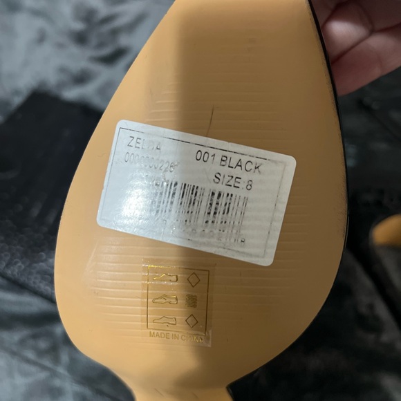 VICI Black Knee High Crocodile print stilleto boot - Picture 3 of 5